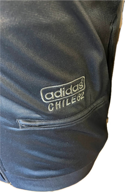 Adidas Trainingsjacke Chile 62 Model in Blau. Herren Gr. XS oder Damen Gr. M